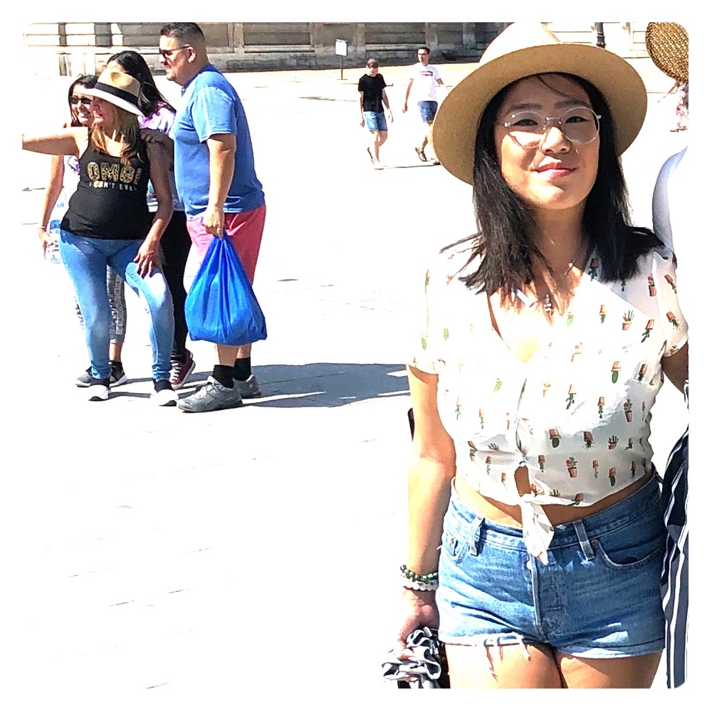 Meet your Posher, Gina